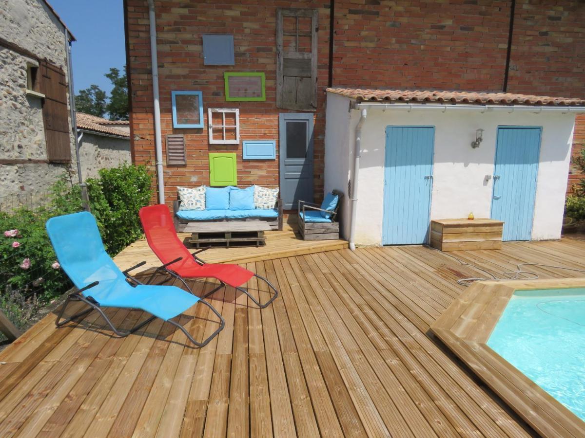 La Fousiquade Hotel Venes Exterior photo